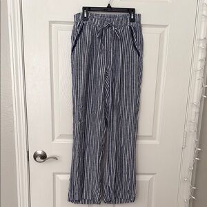 Briggs New York Navy and White Striped linen Pants